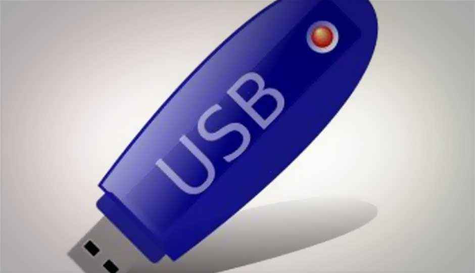 How do you use a USB flash drive?