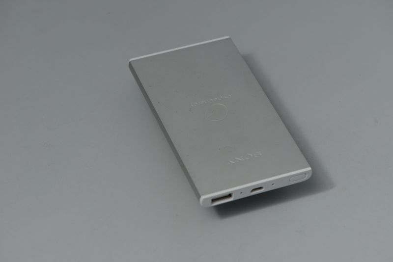 http://static.digit.in/fckeditor/uploads/file/Sony%20CP-F1LSA-%20(1).jpg