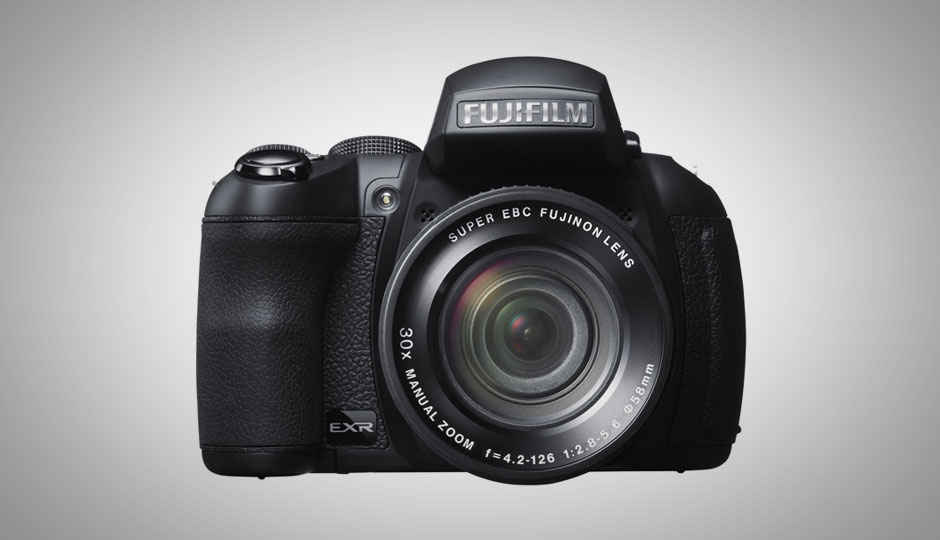 Fujifilm FinePix HS30EXR Price in India, Specification, Features | Digit.in