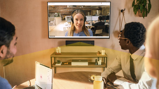 Meet Jabra PanaCast U30: An essential upgrade to your small office meeting room