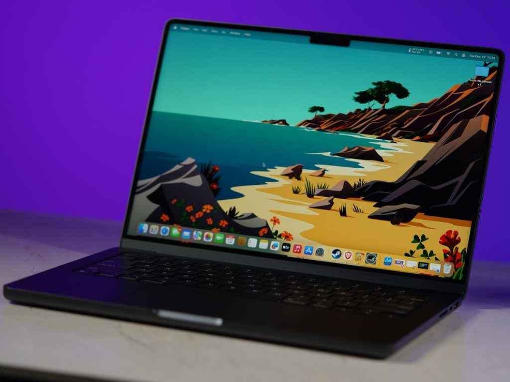 Apple 14-inch MacBook Pro M3 Max Review - Laptop Front View