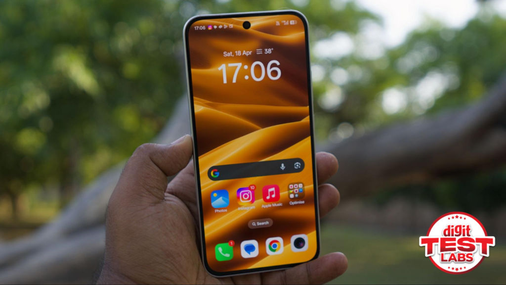 Oppo F33 Pro display and speakers
