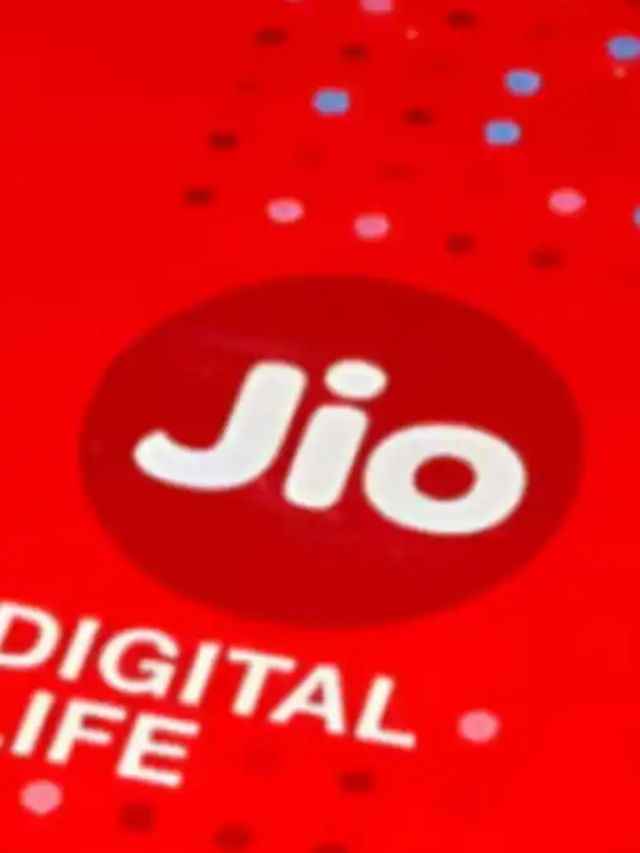 3 benificial recharge planes of jio in rs 500