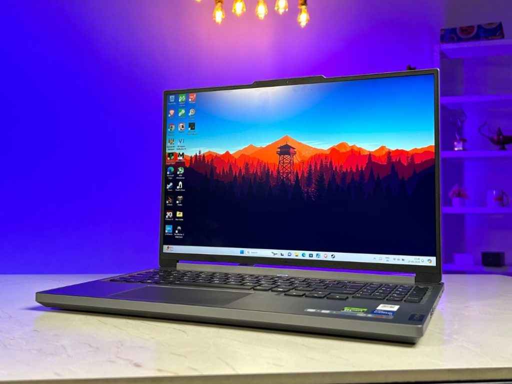 Lenovo Legion 5i Review: Laptop's Display showcase