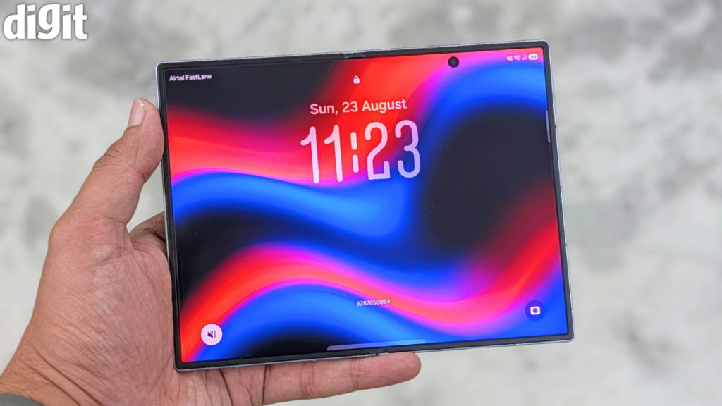 Galaxy Z Fold 8