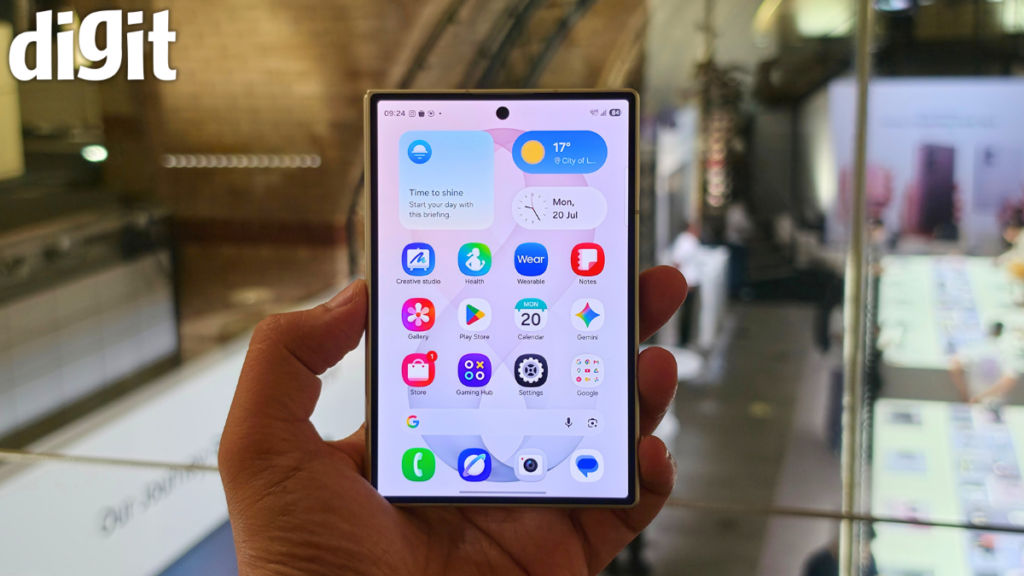Galaxy Z Fold 8