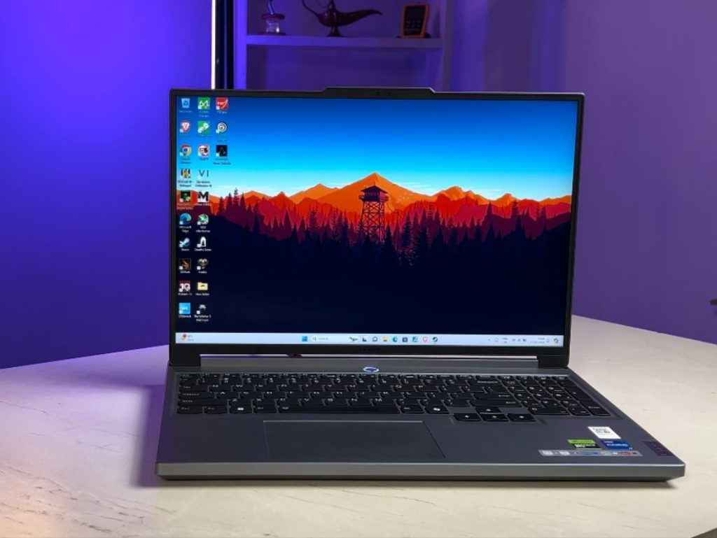 Lenovo Legion 5i Review: Gaming Laptop front view