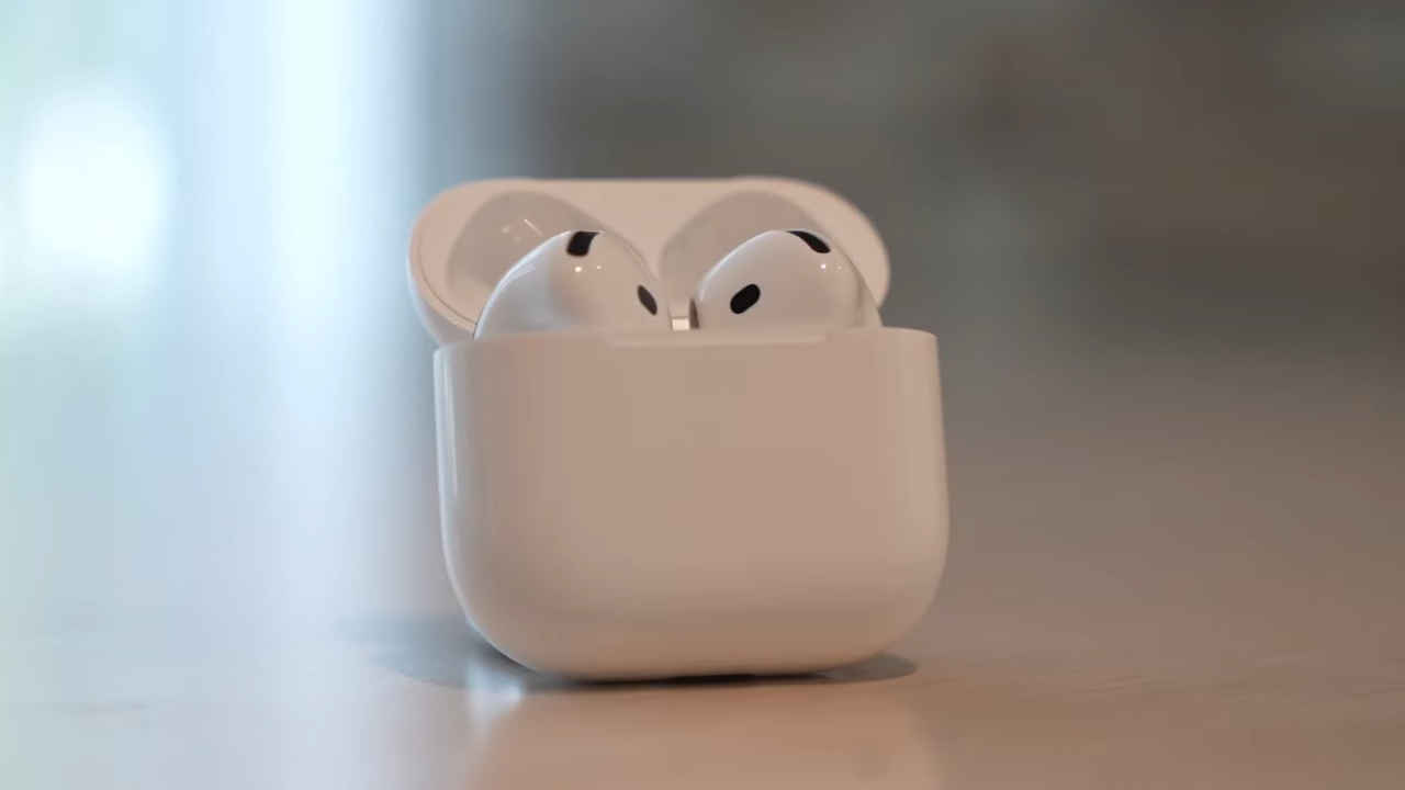 Apple may soon bring sleep detection and camera control features to AirPods