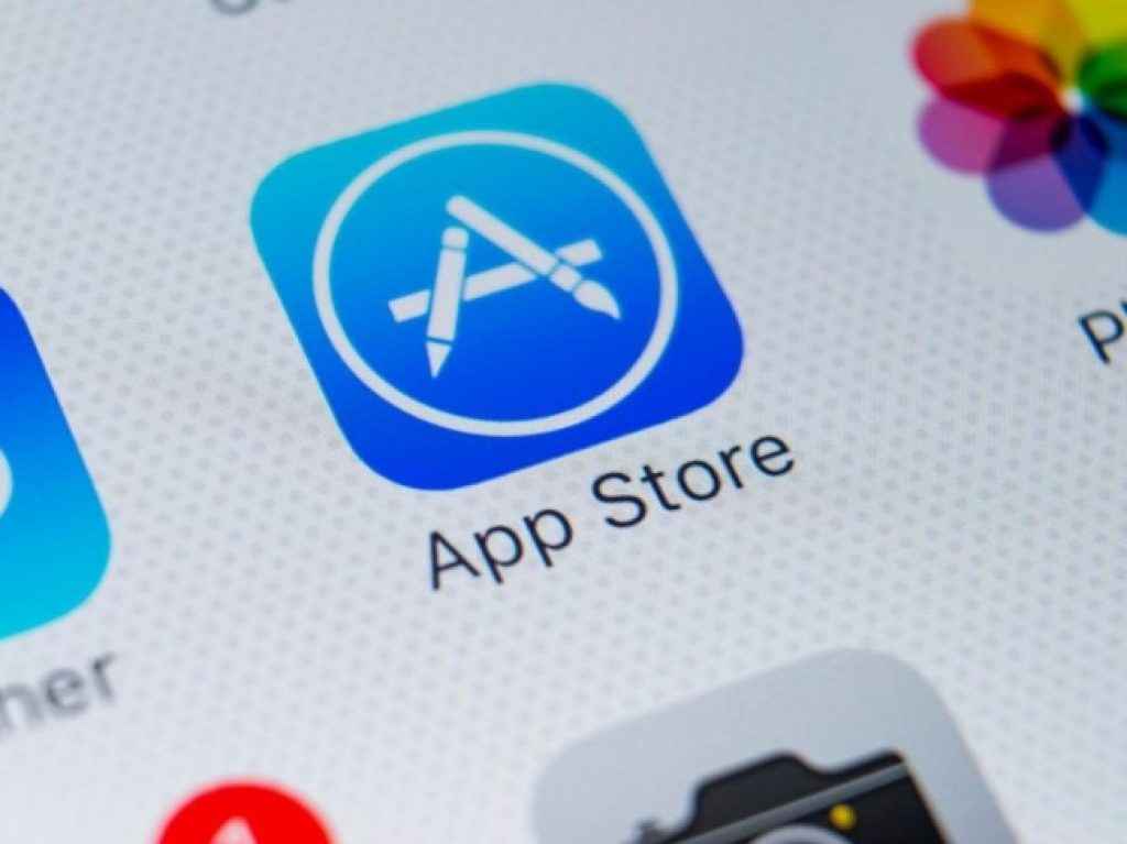 Apple removes 2 apps from its App Store