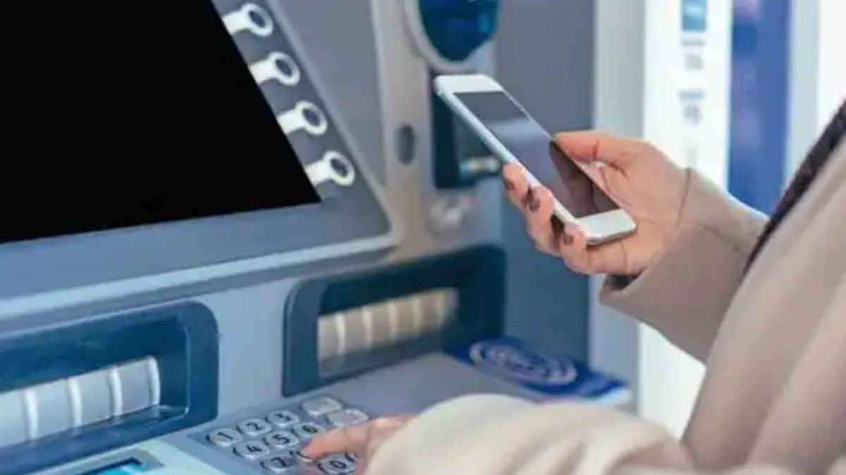 ATM Cardless: ডেবিট কার্ড ছাড়াই এটিএম থেকে তোলা যাবে টাকা, জানতে হবে এই উপায়!