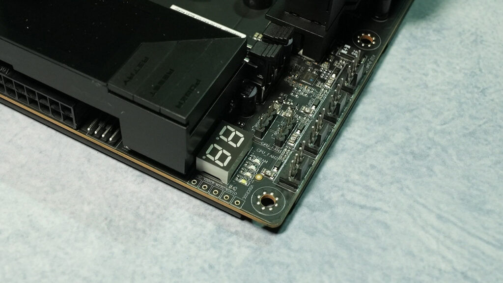 Colorful iGame X870E VULCAN OC V14 V-Check