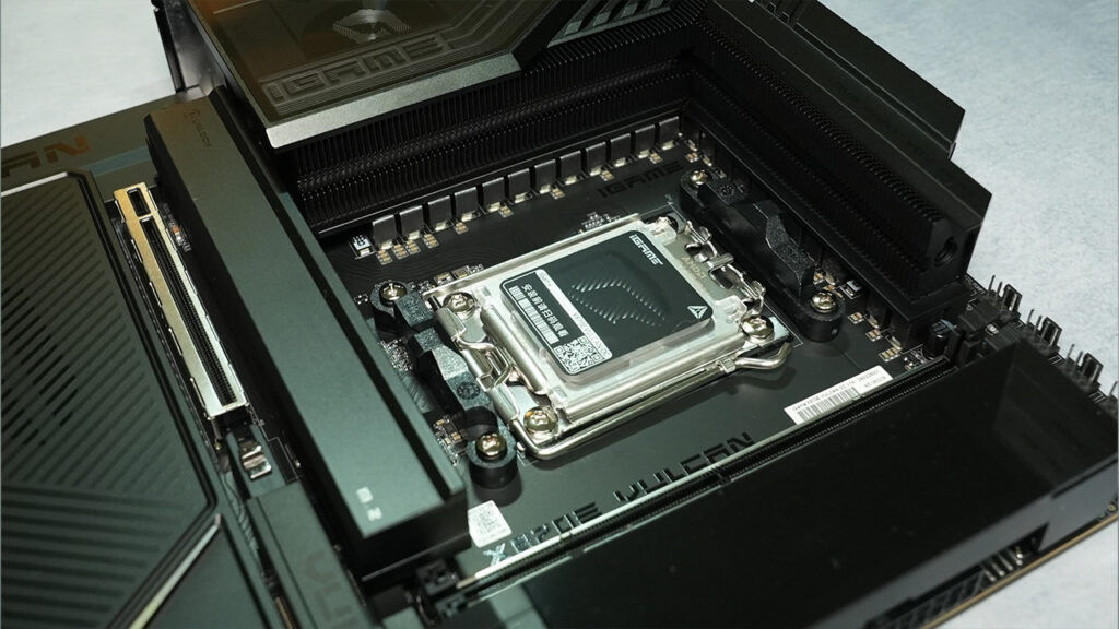 Colorful iGame X870E VULCAN OC V14 VRM