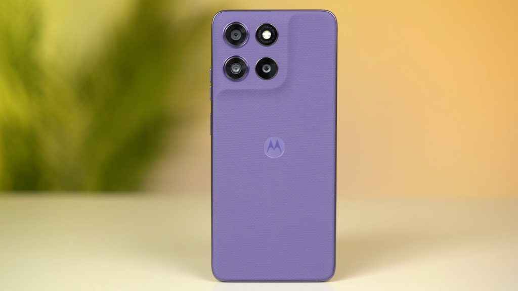 Galaxy M17 vs Moto G67 Power