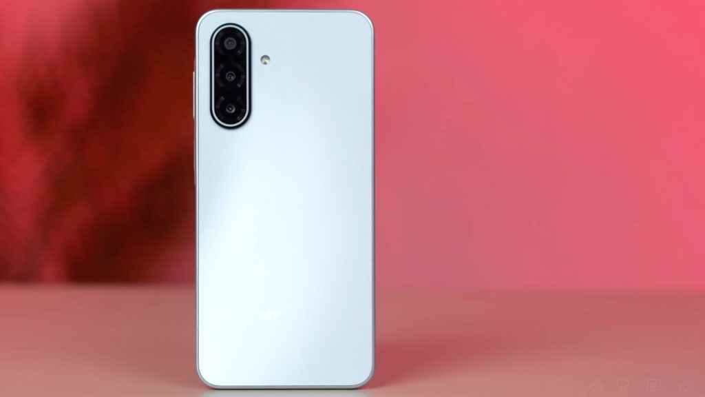 Galaxy M17 vs Moto G67 Power