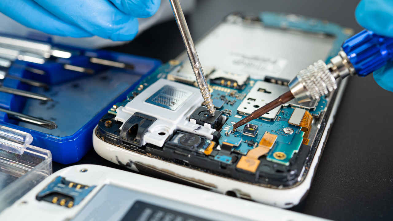 Government to introduce a repairability index for your gadgets: Here’s what it means