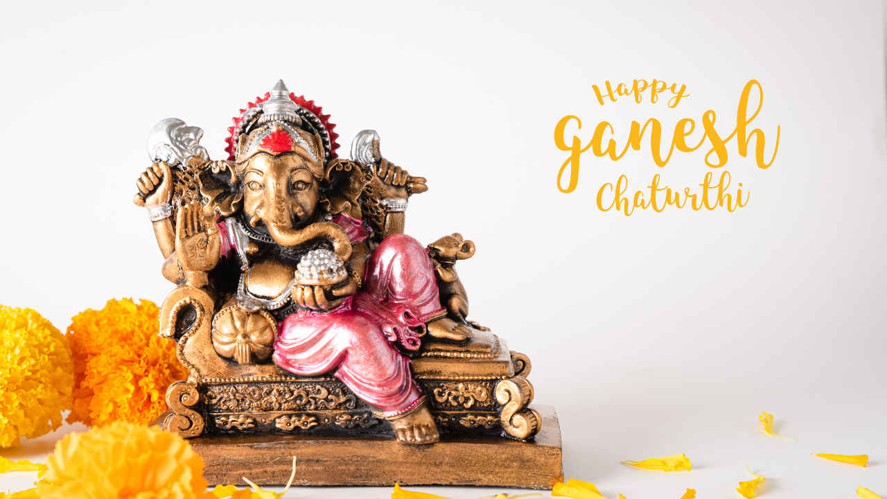 Ganesh Chaturthi 2025 Wishes: फ्री में यहां से डाउनलोड करके शेयर करें WhatsApp Status Video, बढ़ जाएगी बप्पा के पर्व की रौनक