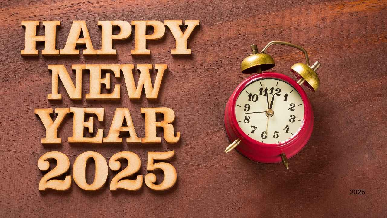 Happy New Year 2025: మీ ప్రియమైన వారికి షేర్ చేయదగిన బెస్ట్ విషెస్.!