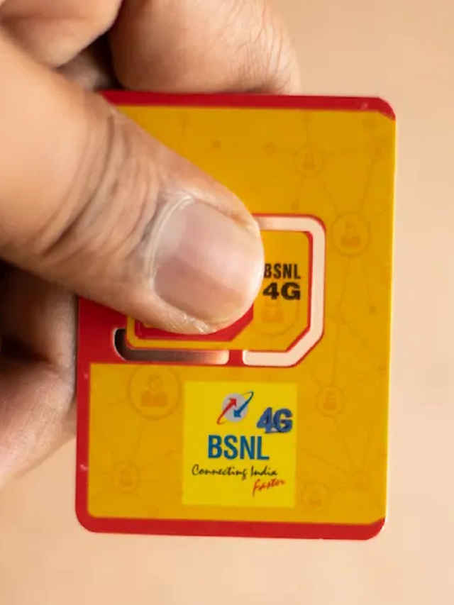 How to check if your smartphonHow to activate your new BSNL sim card follow this simple step by step guidee camera is hacked or not