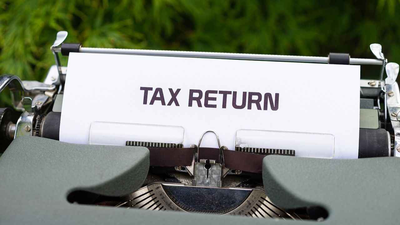 Income Tax return filing 2025 last date on September 15: Here’s how to do it online for free