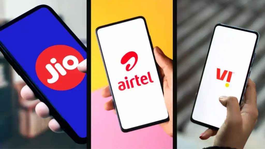  Jio, Airtel आणि VI ची TRAI कडे WhatsApp, Telegram सारख्या मेसेजिंग ॲप्ससाठी नवे नियम बनवण्याची विनंती केली. 
