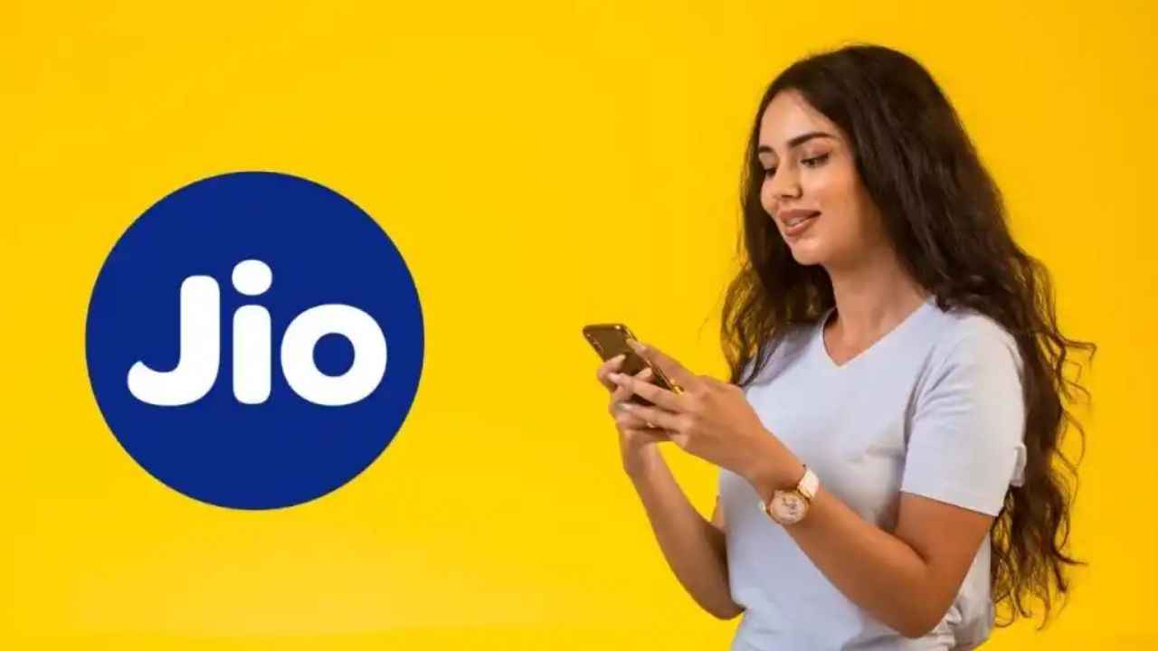 கம்மி விலையில் அதிக நன்மை Jio அம்பானி மக்கள் மனச கவுத்துடாங்கப்பா காலிங்,டேட்டா போன்ற பல நன்மை