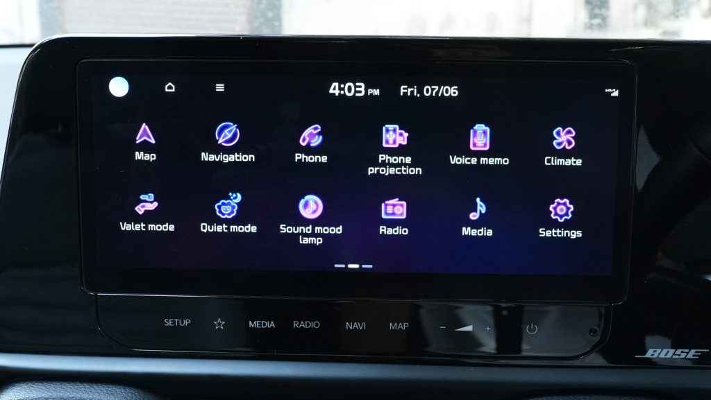 Kia Sonet X-Line 2024 infotainment system