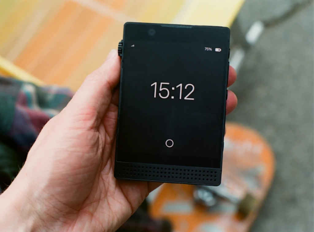 Light Phone 3 Launched