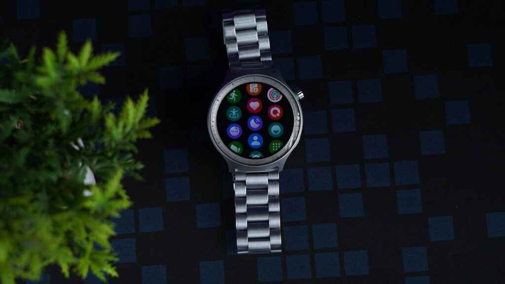 Moto watch 10