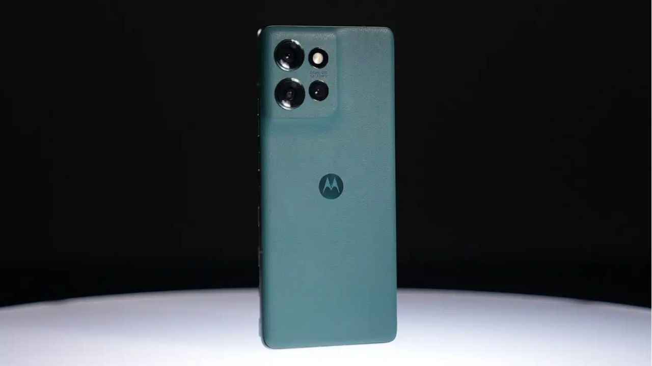 Motorola Edge 50 now available with Rs 11,000 discount on Flipkart