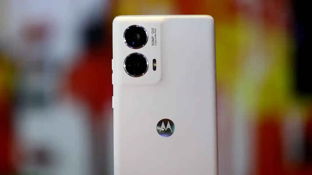 Motorola Edge 50 Fusion and Samsung Galaxy A55 5G phone get huge price cut their initial launch price