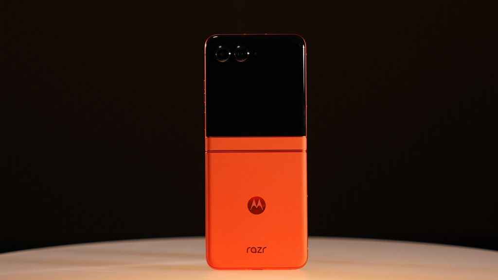 Motorola Razr 50 is well-built and comfortable to hold