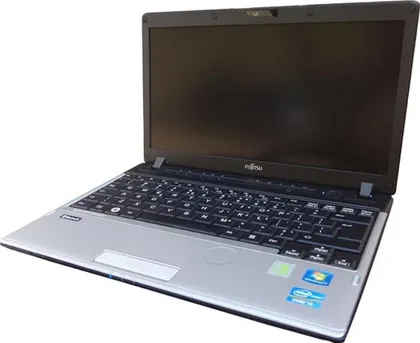 Fujitsu P Notebook(Core i5/2GB/320GB/Intel HD Graphics 300/Win7 pro)