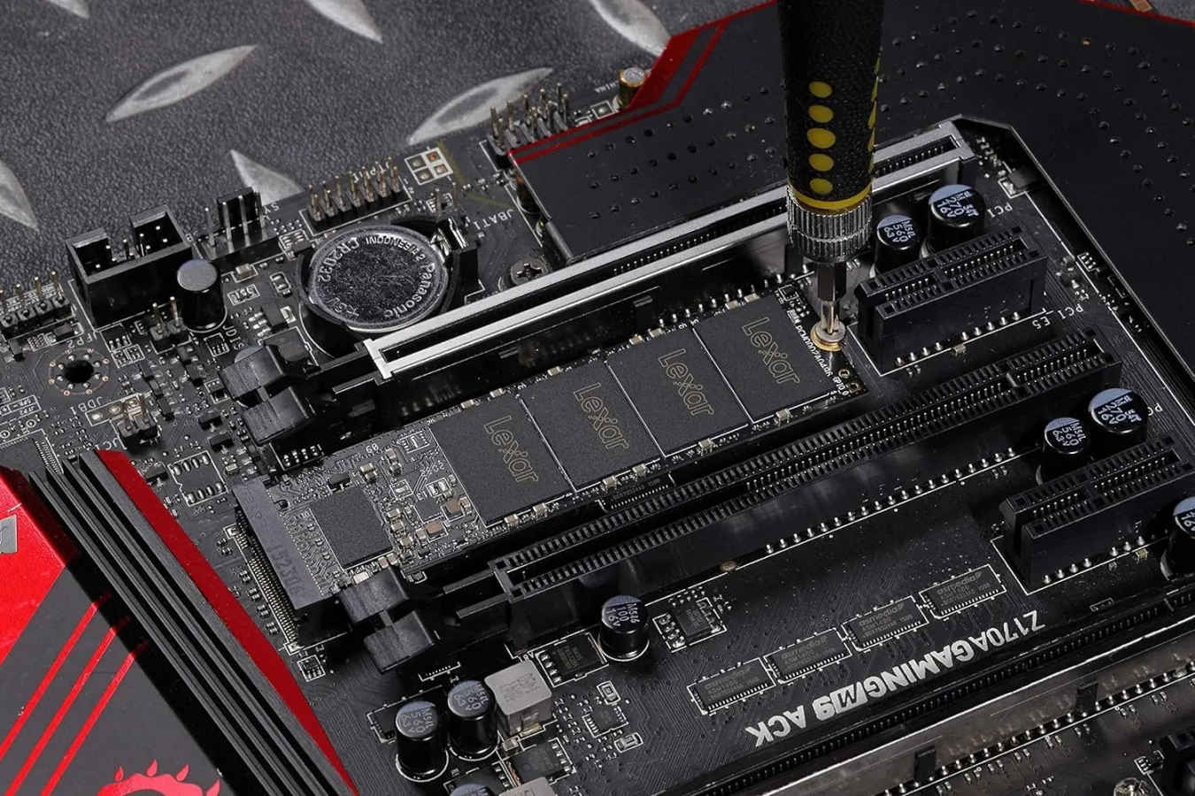 Lexar NM620 512GB Internal Solid State Drive