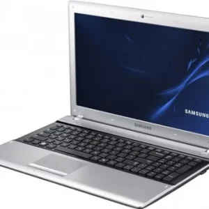 Samsung NP RV509-A06IN Laptop (1st Gen Ci5/ 3GB/ 500GB/ FreeDOS)