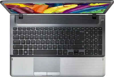 Samsung NP350V5C-S01IN Laptop (2nd Gen Ci3/ 4GB/ 750GB/ Win7 HB/ 1GB Graph)