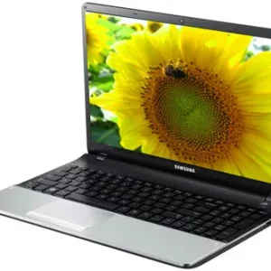 Samsung NP350V5C-S08IN Laptop (3rd Gen Ci7/ 8GB/ 1 TB/ Win8/ 2GB Graph)