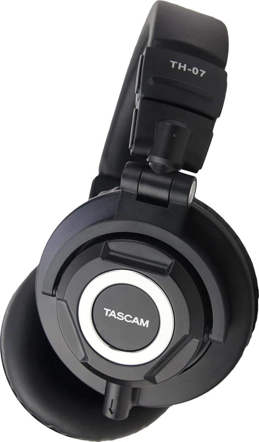 Tascam TH-07 Wired Headphones