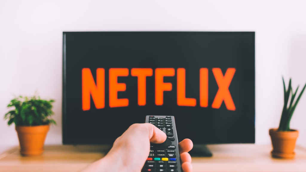 Netflix removes cheapest plan