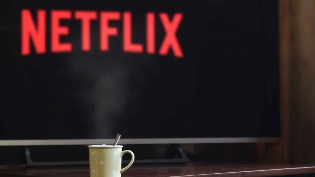 Netflix यूजर्स के लिए बुरी खबर, कंपनी जल्द बंद कर रही बेसिक प्लान, अब क्या करेंगे यूजर्स?