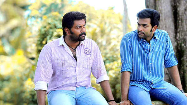 Akasathinte Niram Poster 6