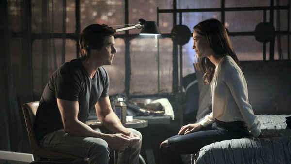 Beauty and the Beast - Season 1 Poster 2