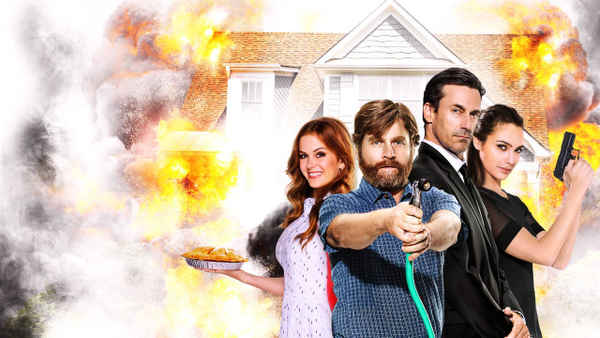 Keeping Up with the Joneses Poster 5
