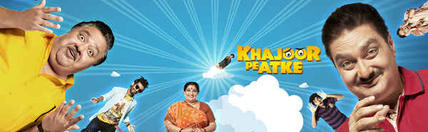 Khajoor Pe Atke Poster 1