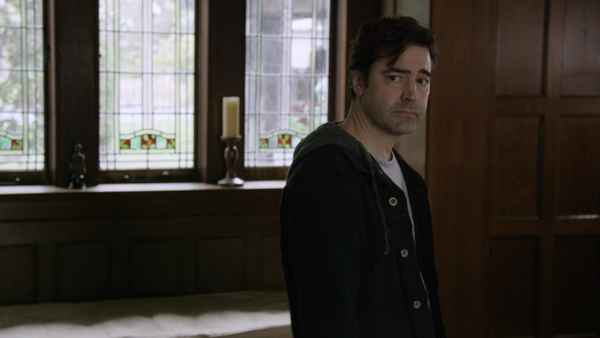 Loudermilk, Season 1 [Ultra HD] Poster 7