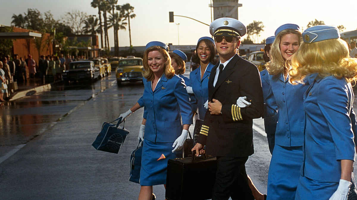 Watch Catch Me If You Can Full Movie Online, Comedy Film