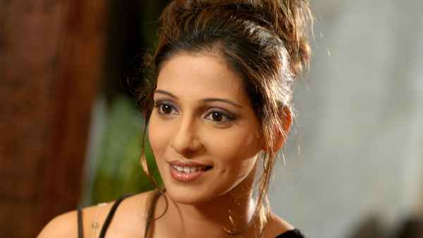 Sarivar Sari Poster 5