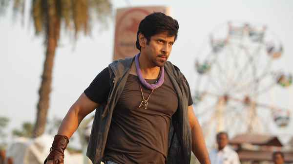 10 Endrathukulla Poster 2