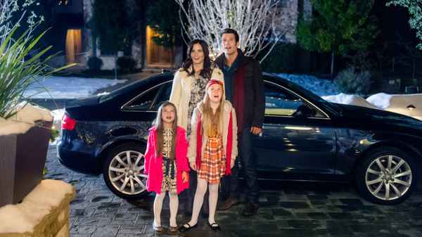 12 Gifts of Christmas Poster 1