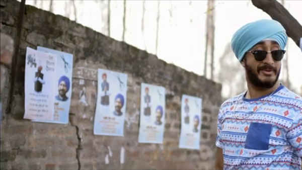 22G Tussi Ghaint Ho Poster 2