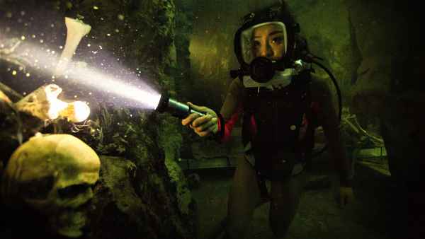 47 Meters Down: Uncaged Poster 2